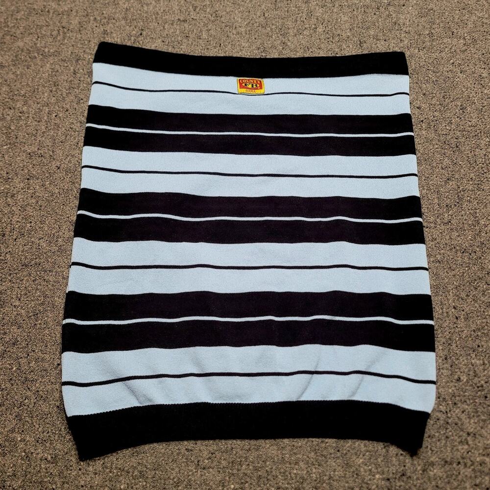 FB County Shirt Extra Large 2XL XXL XLong Black Sky Blue Charlie Brown Tube Top